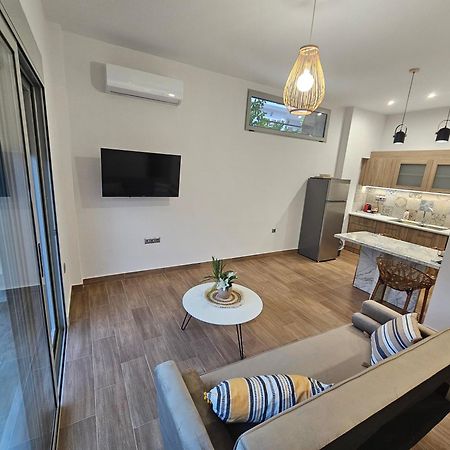 Cute Corner Apartment Khalkoutsion Exterior foto